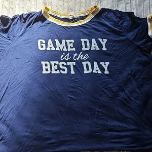 Navy Blue Graphic Tee with Yellow Trim